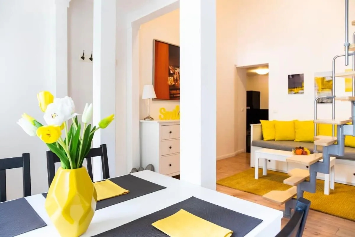 Spacious Loft Style Studio In Berlin Wilmersdorf