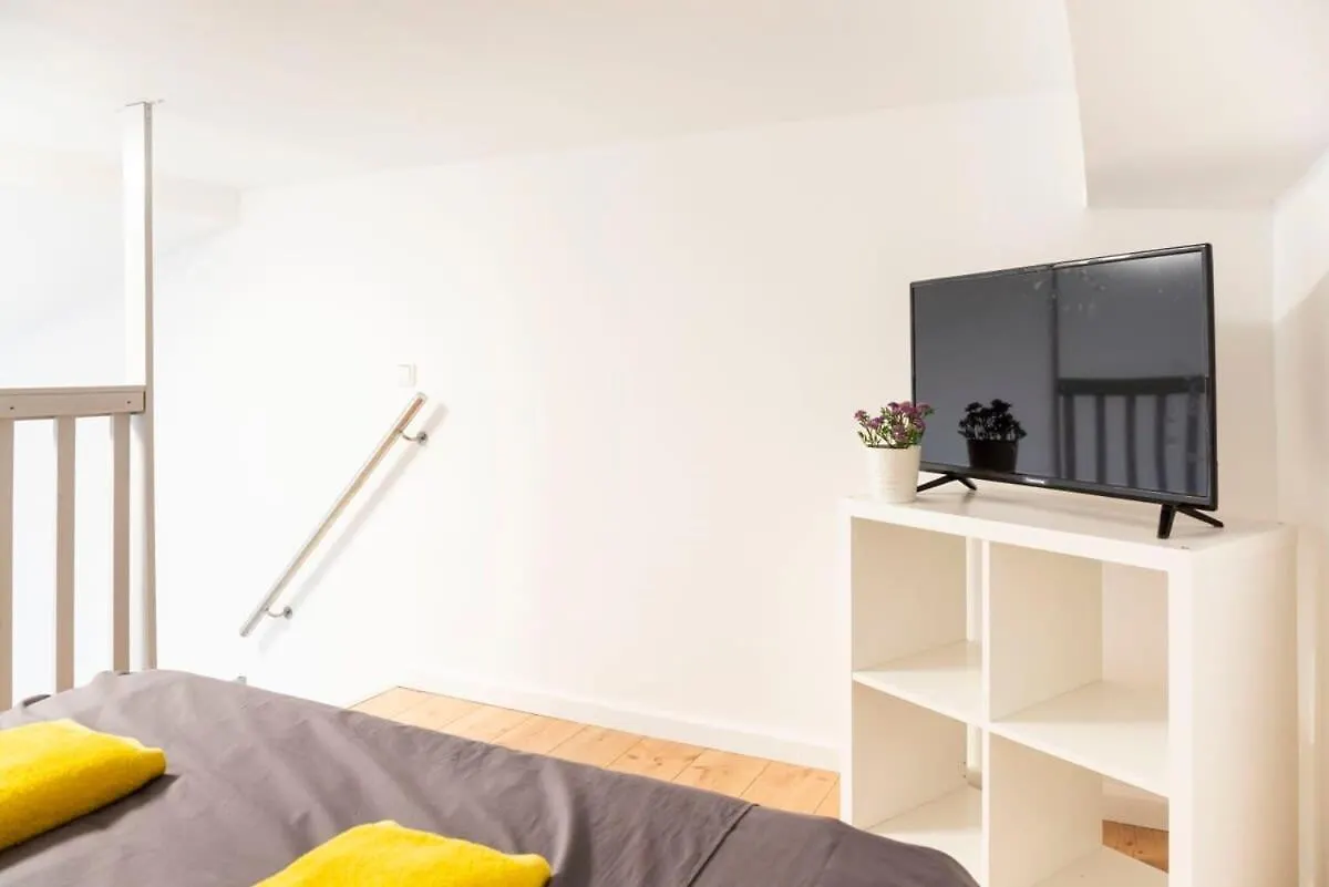 Apartment Spacious Loft Style Studio In Berlin Wilmersdorf Germany