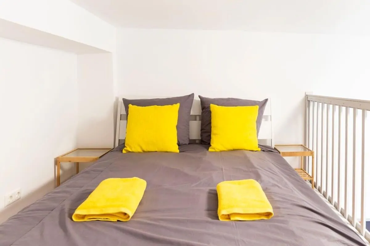 Spacious Loft Style Studio In Berlin Wilmersdorf 0*,